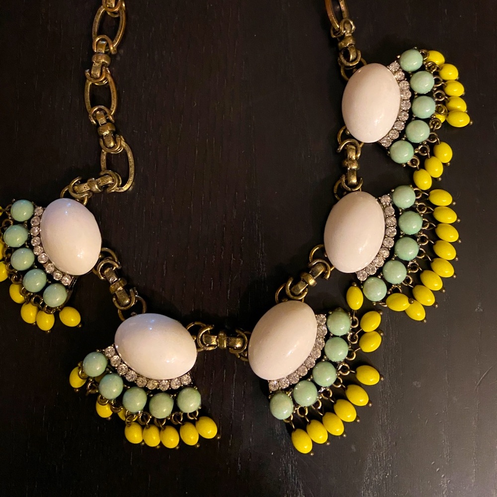 Anthropologie necklace short